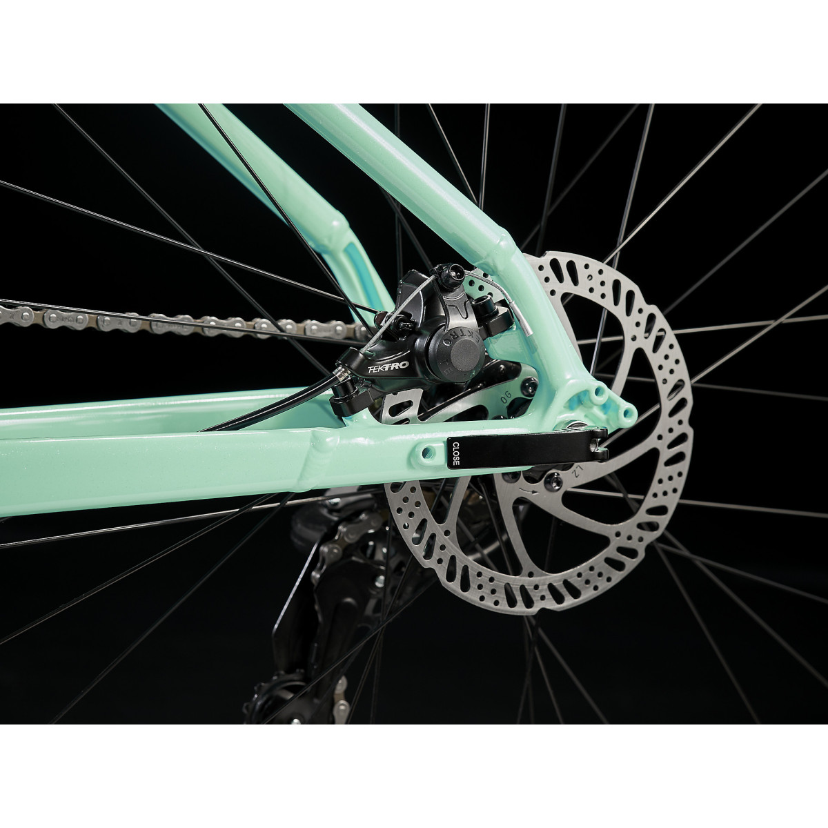 trek marlin 5 aloha green